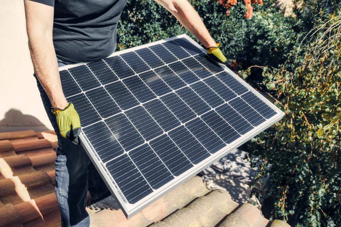 How Long Does It Take to Install Solar&nbsp;Panels?