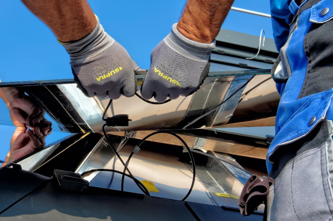 Do You Need an AC or DC Battery for Your Solar&nbsp;Home?